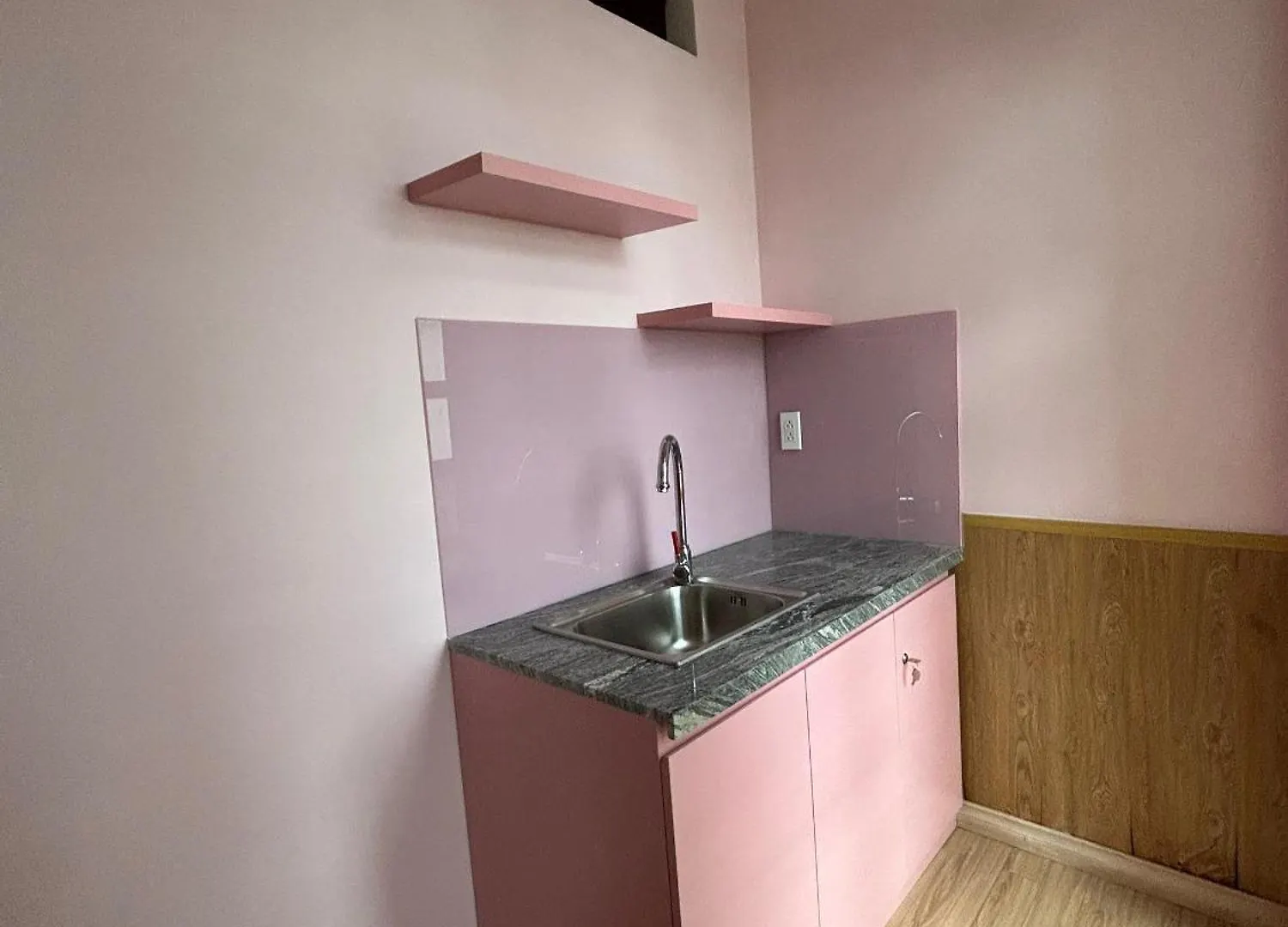 Aparthotel December Homestay Studio Ban Cong Ho Chi Minh City Vietnam